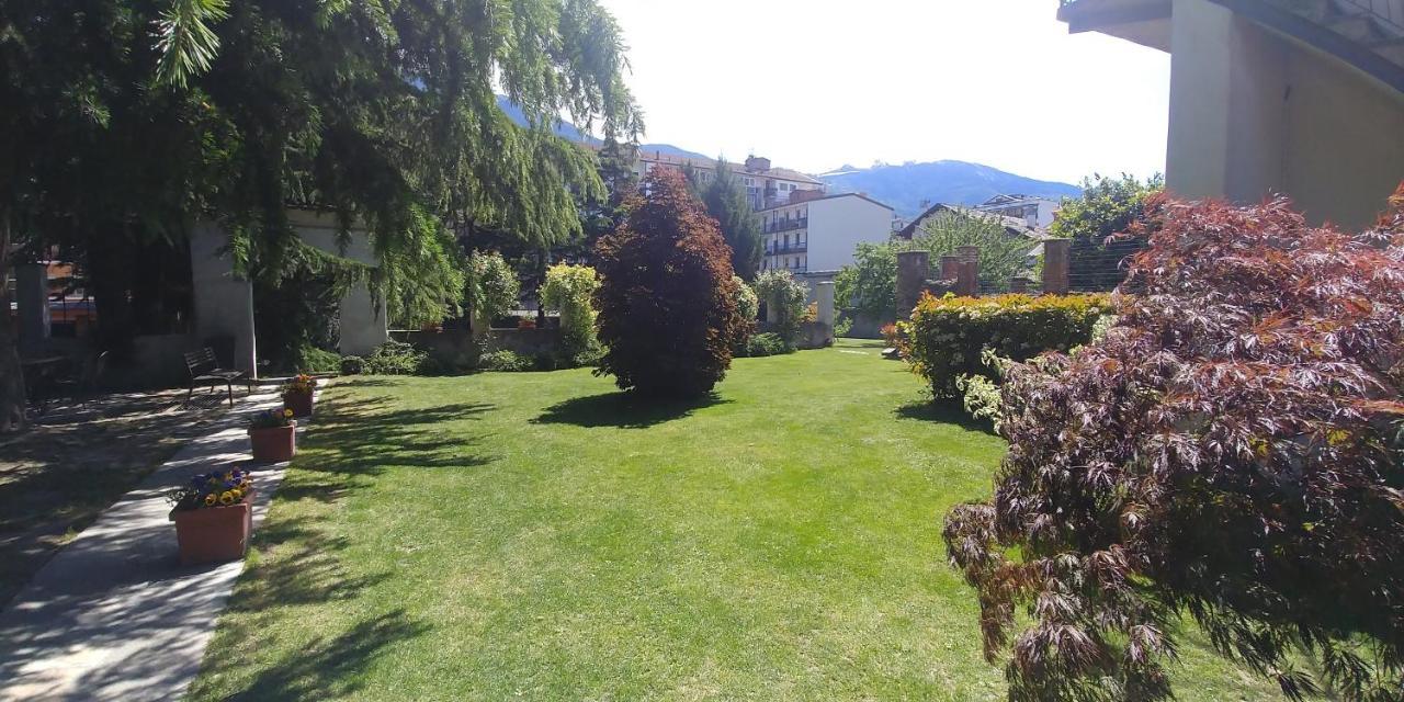Casa Di Sant'Anselmo Aosta - La Loggia Appartement Buitenkant foto