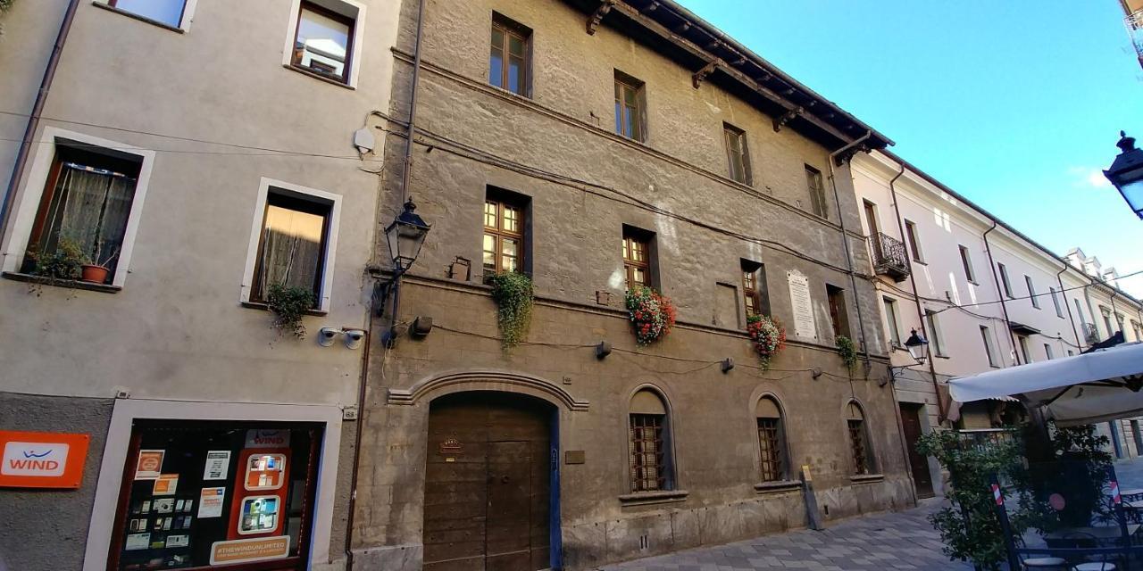 Casa Di Sant'Anselmo Aosta - La Loggia Appartement Buitenkant foto